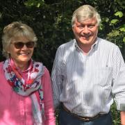 Resigned Conservative councillor Ian Martin has endorsed independent candidate Maggie Oeschle to replace him on Breckland Council